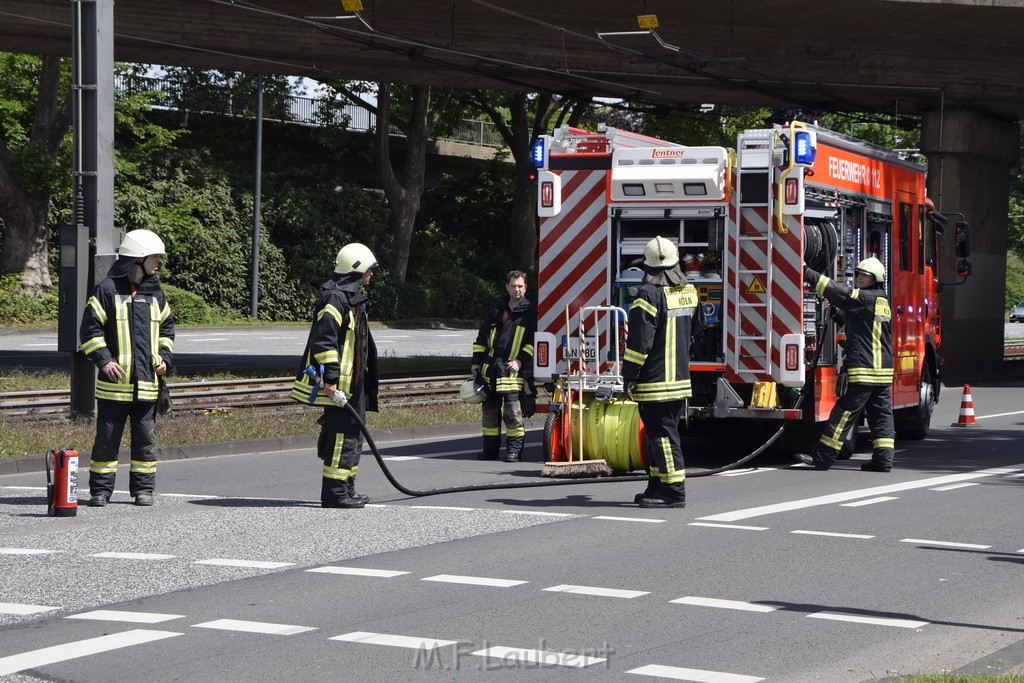 VU Koeln Deutz Mesekreisel P042.JPG - Miklos Laubert